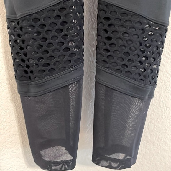 Better Bodies Women Leggings XS Waverly Black Workout Athleisure Loungewear - Picture 10 of 17